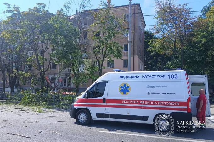 Новини Харкова: 2 загиблих і 23 постраждалих після ракетного удару